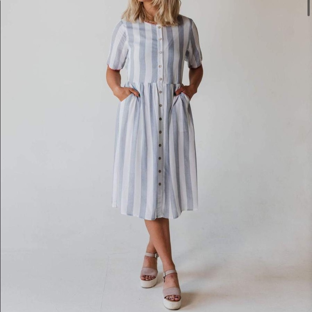 New Lucy Avenue Vertical Striped Dress + Pockets